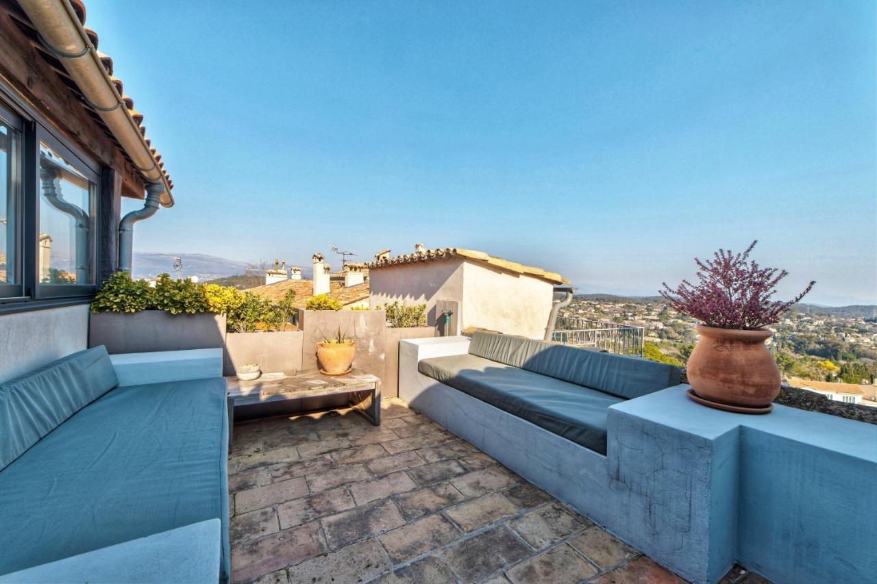 Townhouse Mougins In The Old Village, Fantastic View, Sea And Mountains Bagian luar foto